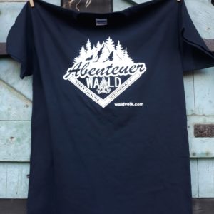 Abenteuer Wald T-Shirt / in Schwarz